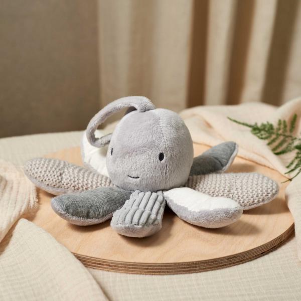 The White Company Interactive Oscar Octopus