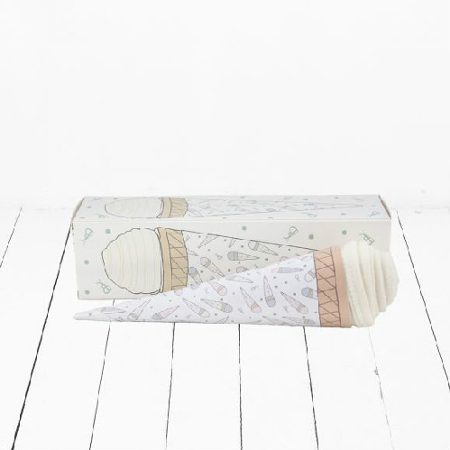 Baby Blooms Ice Cream Bib