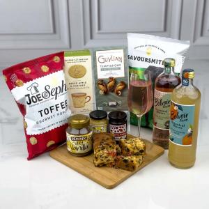 The Non-Alcoholic Manfield Hamper