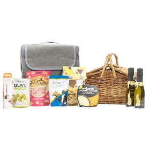 Picnic in the Park with Rug Hamper
