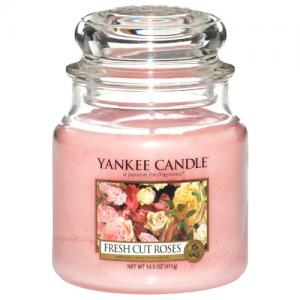 Yankee Candle Fresh Cut Roses Jar (Medium)
