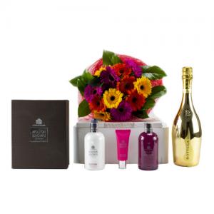 Bouquet with Pamper and Champagne